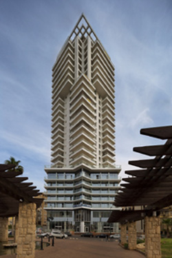 4444 - מלון David Tower, נפתח על פי הנחיות התו הירוק.